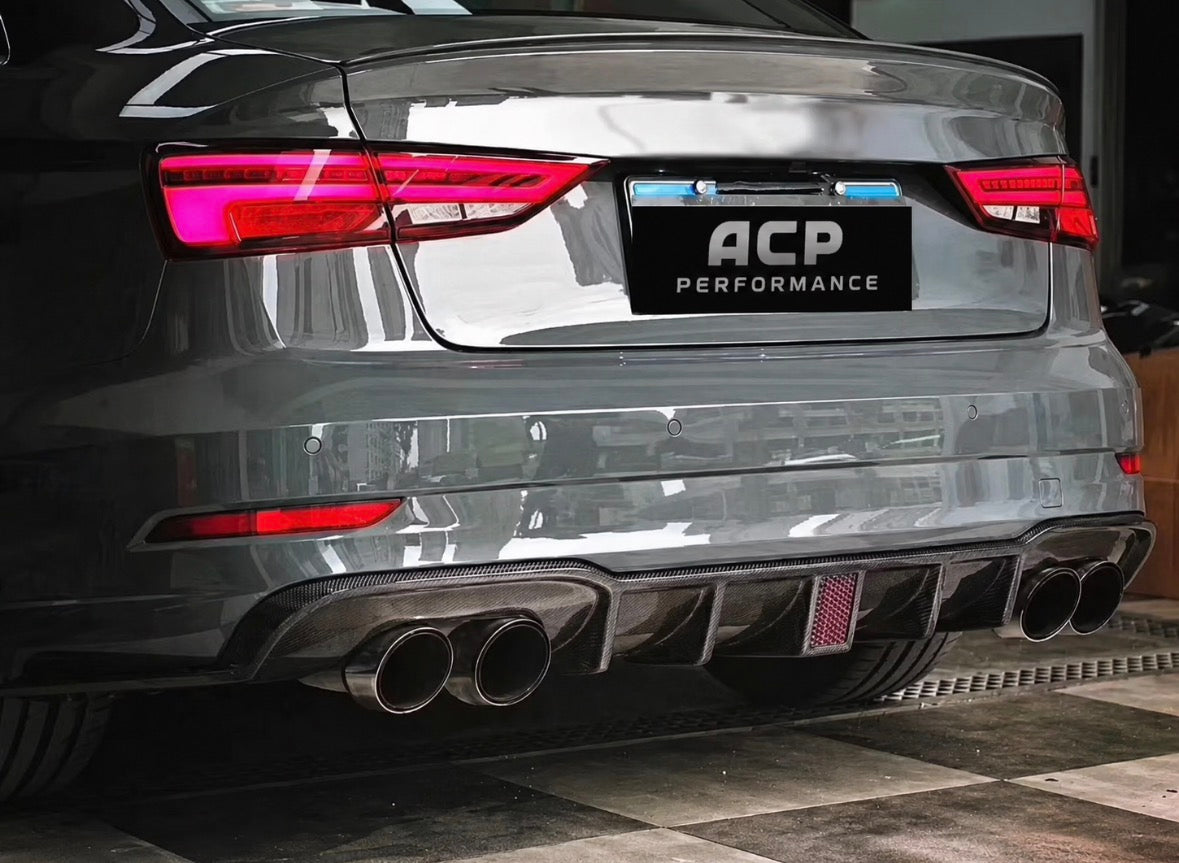 Universal Carbon Heckdiffusor mit LED Motorsport Style A3/S3