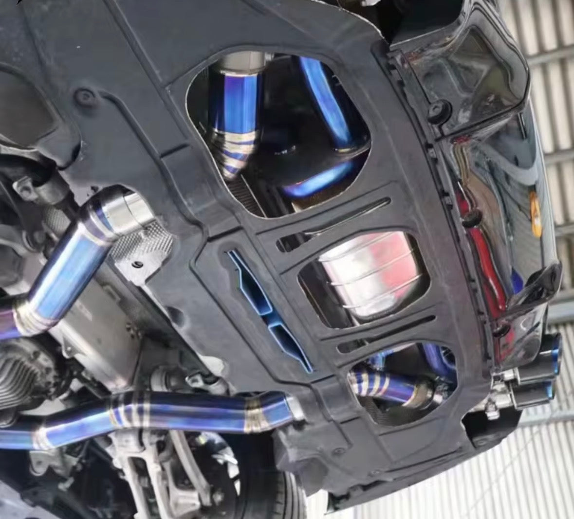 Catback Auspuffanlage für BMW M8 4.4T (2019–2023) – Titan mit Klappensteuerung